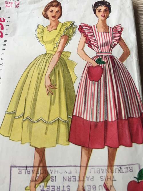 PATTERN SIMPLICITY 4138 (VERY VINTAGE, BOUGHT FROM OWNER) - ONE-PIECE DRESS,PINAFORE DRESS (SIZE 12)