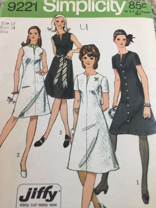 PATTERN SIMPLICITY 9221*1970 (VINTAGE, UNUSED) - DRESS (SIZE 12)
