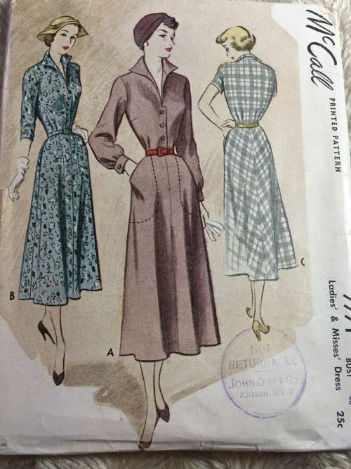 PATTERN MCCALL`S 7771*1949 (VINTAGE, NEAT & TIDY) - DRESS (SIZE 40)