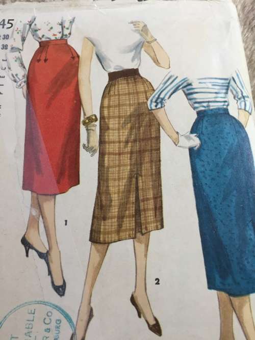 PATTERN SIMPLICITY 1345 (VERY VINTAGE, NEAT & TIDY) - SKIRTS (WAIST 30, HIP 38)