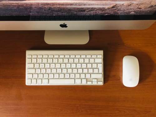 Apple iMac 21.5" MASSIVE 1TB Harddrive (Late 2013)