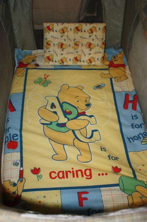 Winnie The Pooh - Camping Cot Set