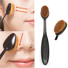 **NEW** Professional Oval foundation Makeup Brush- FOR THAT PERFECT BLEND- Must Have!