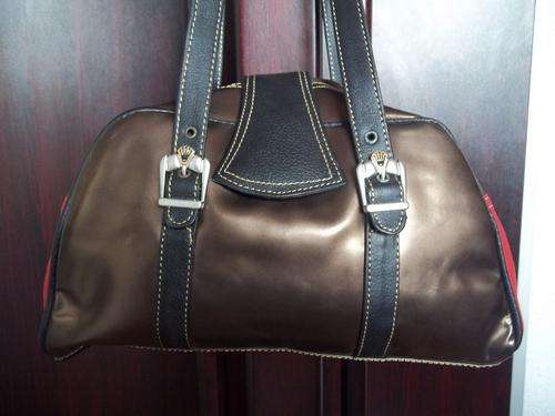 Stunning 100%  Genuine leather SMALLER Bag in  BRONZE & BLACK. Great modern style, made to last!