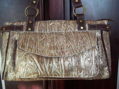 **ONLY 1*NEW ARRIVALS***100%  Genuine leather  Hand Bag in  BEAUTIFUL GOLD & BROWN A great buy!.