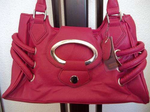 **Gorgeous ladies SOTTO hand bag in PINK. Styled in Italy. GREAT QUALITY!