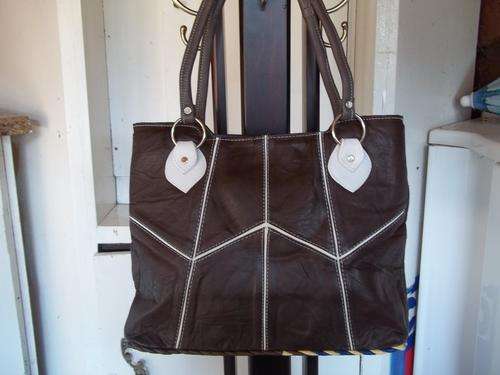 **ONLY ONE**NEW ARRIVAL**stunning 100%  Genuine leather HAND Bag in BROWN & WHITE!.