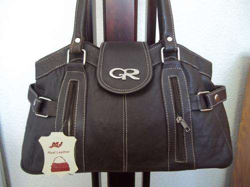 *NEW ARRIVALS***Stunning 100%  Genuine leather  Hand Bag in BROWN. A great buy!.