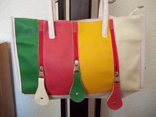 Colorful PU leather Ladies bag Bag in WHITE .For a fun day out. A Great buy!