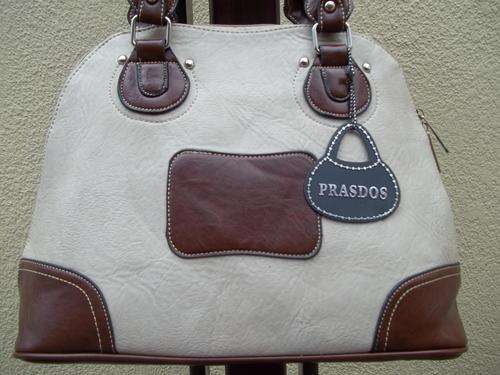 ONLY ONE***Stunning Ladies leather Bag in CREAM.  Great quality,A Great buy!