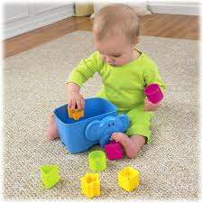 New fisher Price ELEPHANT SHAPE SORTER. Will keep baby busy and very HAPPY! Amust have!