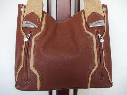 LATE ENTRY**NEW ARRIVALS*Stunning Ladies HIGH QUALITY Bag in TAN.  A Great buy! Excellent quality!