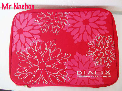 Red Laptop sleeve- Fits upto a 15"- perfect for students or Travellers!