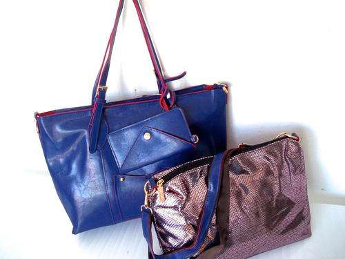 3 for 1 *Luxury ladies large handbag in Vibrant Blue- Step out in style with this stunner!
