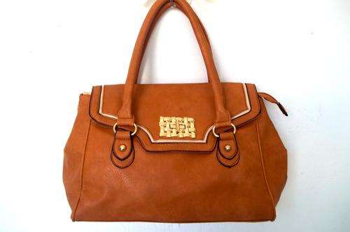 *LATE ENTRY*Gorgeous ladies Luxury Sachel  bag in Rich TAN is great for everyday - Stunning Buy!