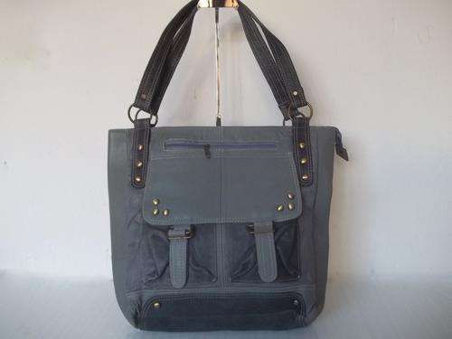 Only One!**stunning REAL leather LARGE TRAVEL/HAND Bag in GREY. Travel in STYLE!