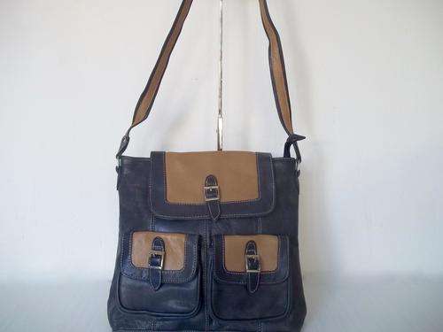 UNISEX!**stunning SOFT LAMB leather TRAVEL/HAND Bag in Dark Blue& Tan. Travel in STYLE!