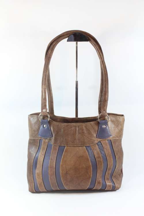 **New Arrival**Stunning Real Leather HANDBAG - Gorgeous Colour!Classical style!