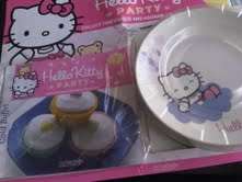 Beautiful HELLO KITTY Dinner Plate with recipe booklet