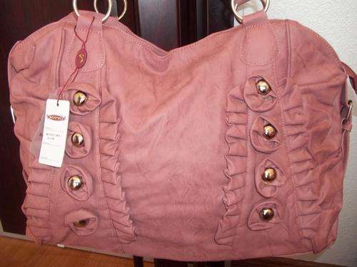 **LATE ENTRY**Lovely SOTTO ladies PU leather hand bag in a Beautiful PINK- STUNNING!!!