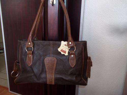100%  LARGE Genuine leather  Hand Bag in Dark Brown and Light Brown. Invest in leather.Made to last!