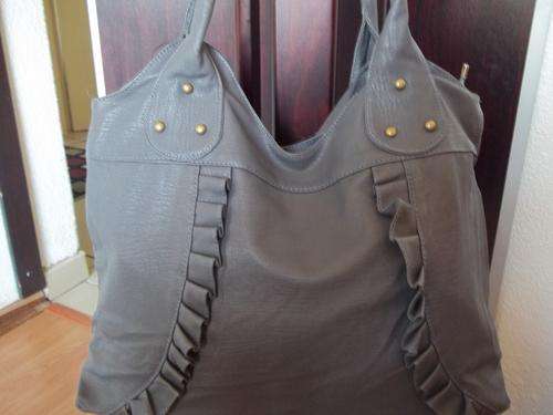 LAST ONE!!Beautiful designer style ladies Soft leather look hand bag in  GREY. A MUST HAVE!!
