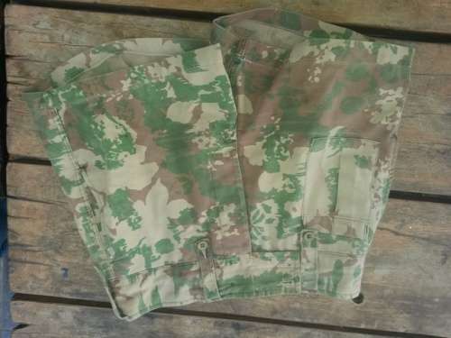 First pattern modified camo short pants