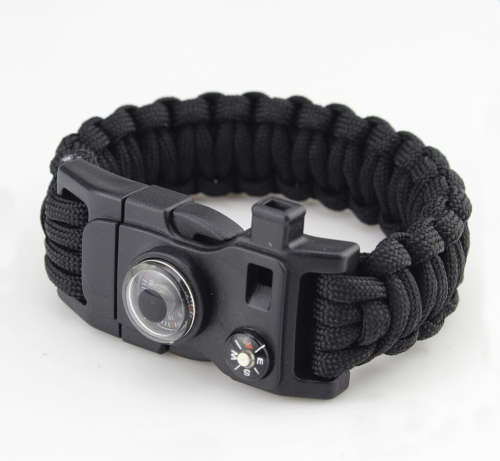 Perfect for Father's Day: Survival paracord bracelet with compass, flint and multitool