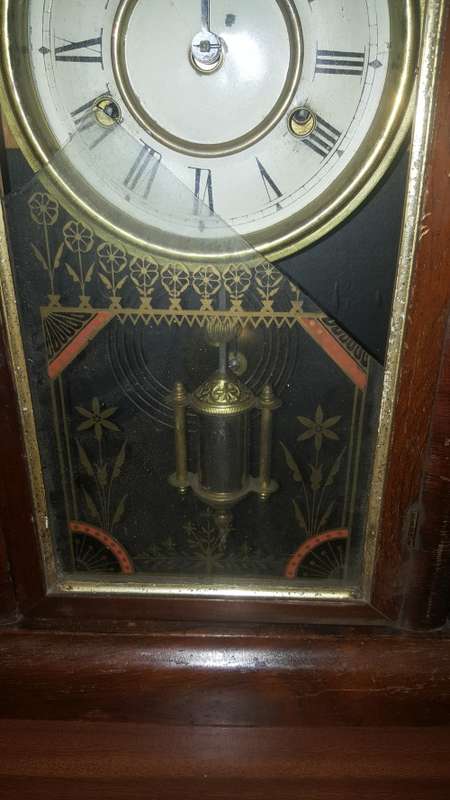 Non working Mantel Clock with broken glass