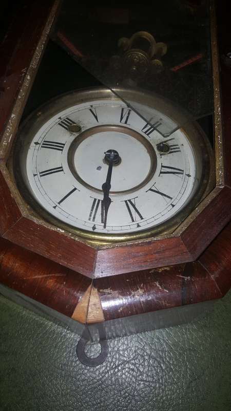 Non working Mantel Clock with broken glass