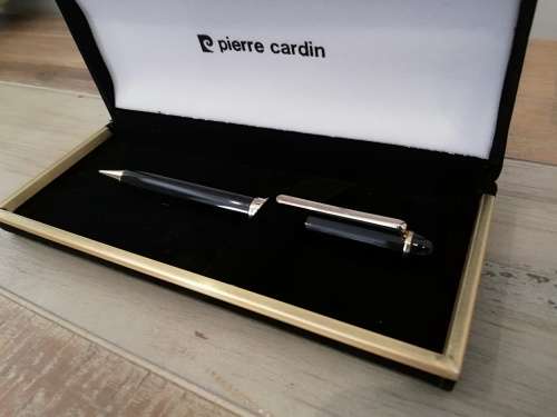 Stylish Pierre Cardin Black and Gold Mechanical Pencil