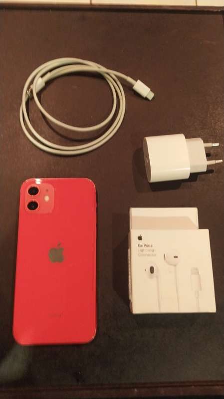 iPhone 12 Red 64GB BUNDLE (FAIR)
