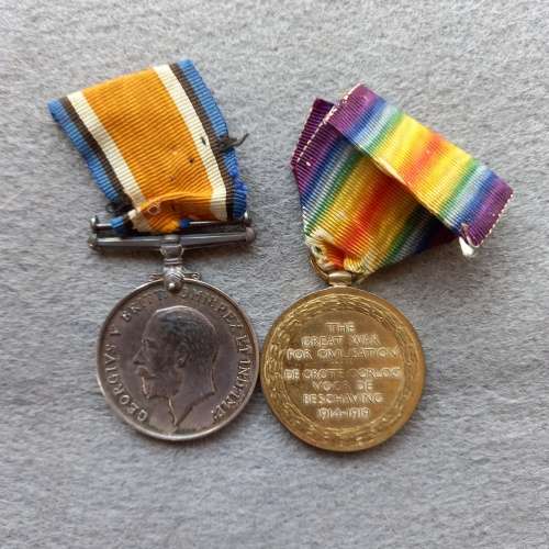 2 X WW1 MEDALS AWARDED TO PTE. G.W.J. DEMMER 4TH S.A.I.