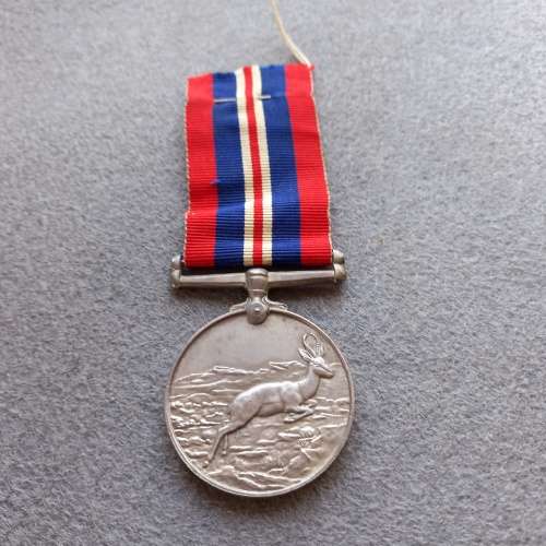 1 X WW2 FULL SIZE AFRICA SERVICE MEDAL AWARDED TO ACF S.F. BUSH.