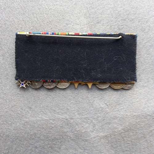 STUNNING WW1andWW2- 9 X MINIATURE MEDAL PIECE IN AMAZING CONDITION WITH RIBBONS AND BAR