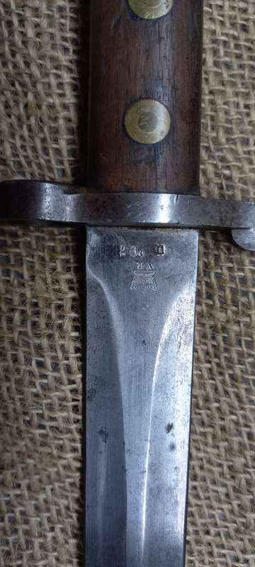 ORIGINAL BOER WAR BAYONET 1888 BRITISH COLONIAL MK11. MATCHING BLADE AND SCABBARD SERIAL NO. 352