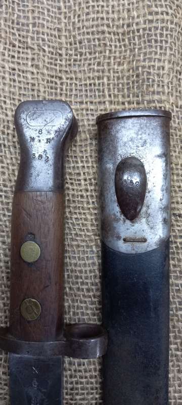 ORIGINAL BOER WAR BAYONET 1888 BRITISH COLONIAL MK11. MATCHING BLADE AND SCABBARD SERIAL NO. 352