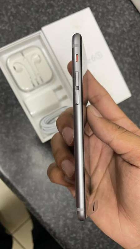 Brand New iphone 6s space grey