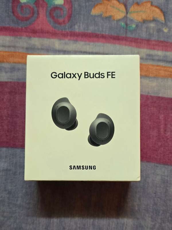 Samsung buds fe
