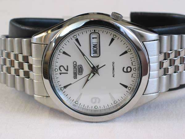 SEIKO MENS AUTOMATIC JUBILEE SEE THRU SS WATCH SNK131 AT R1 NO RESERVE!!!