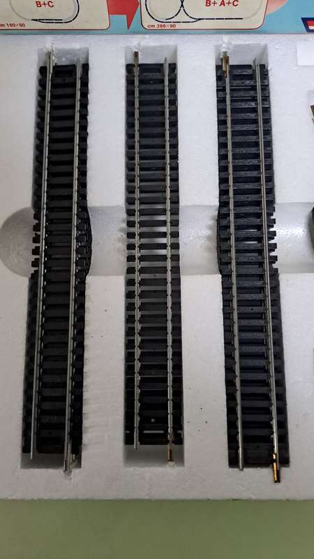 LIMA Track Set B (Boxed)