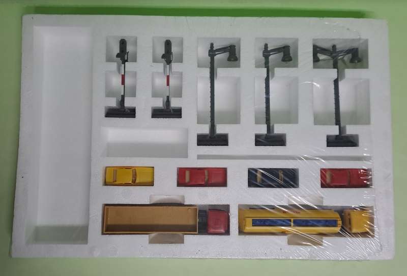 LIMA Signal + Car + Truck Set (SEALED)
