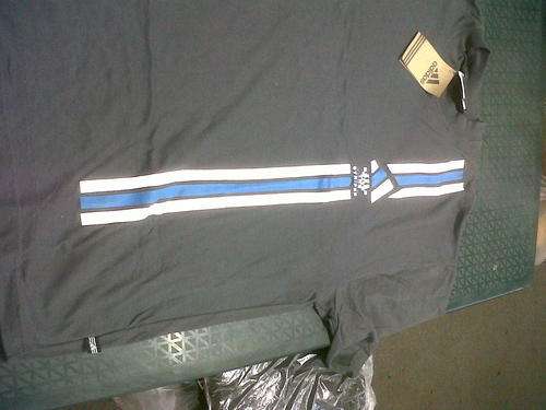 adidas large grahite t-shirt