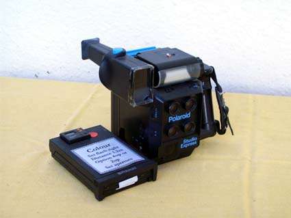 Photo Lab Acessories - ID Poloroid Camera