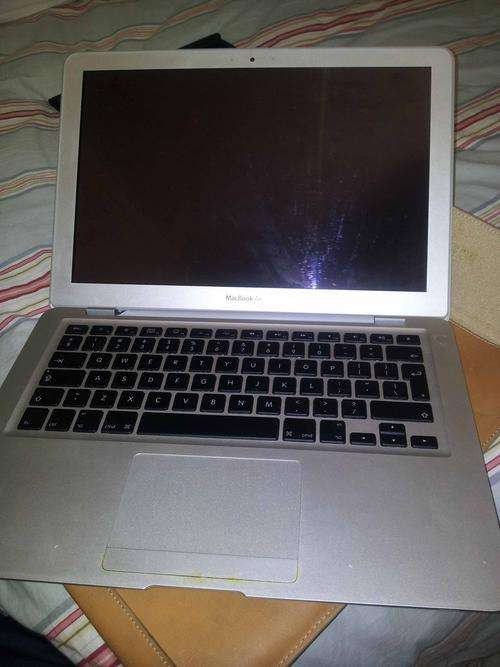 Macbook Air *please read*