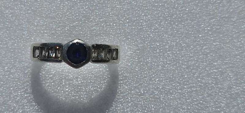SILVER RING WITH BLUE JEWEL