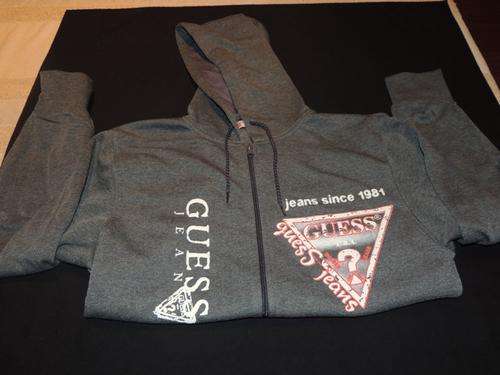 GUESS Hoody - Medium