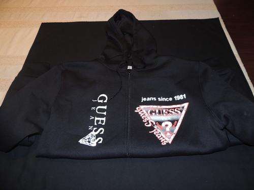 GUESS Hoody - Medium