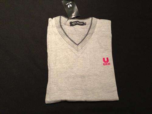 UZZI V Neck Winter Sweater - Large Slim Fit