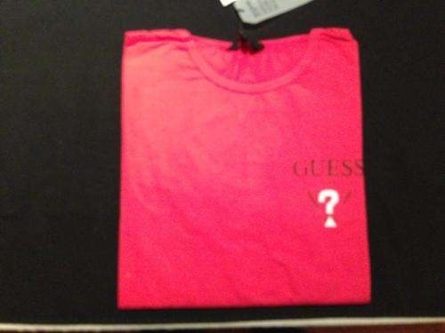 GUESS Mens Tee - Medium